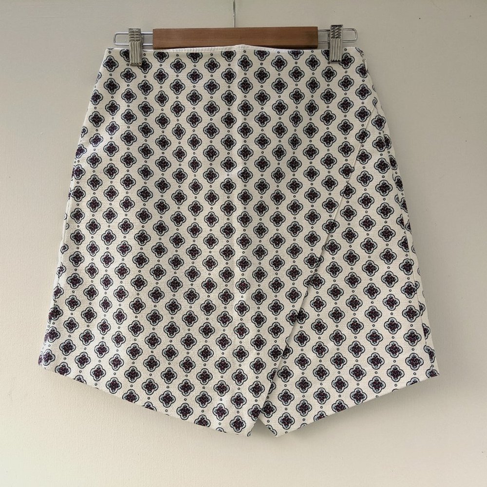 NWT LOFT geometric pattern skirt